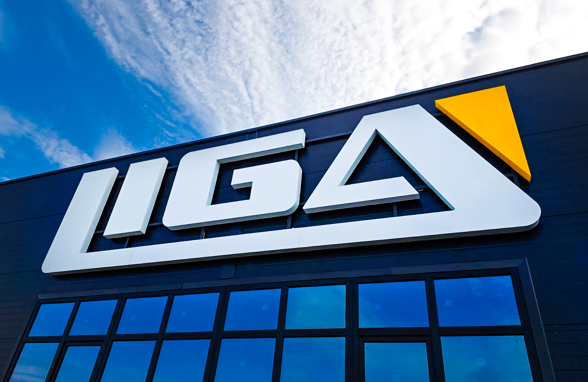 LIGA. Объемные световые буквы